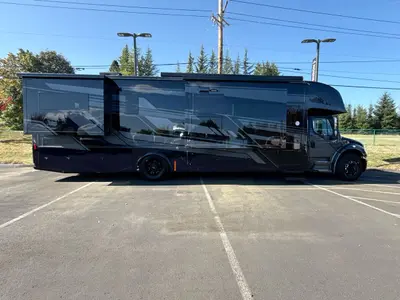 2027 Tiffin Motorhomes Allegro Bay photo 10
