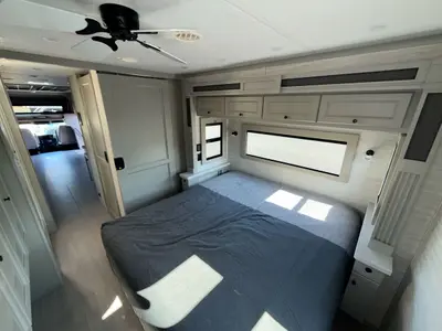 2027 Tiffin Motorhomes Allegro Bay photo 33