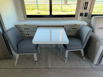 2027 Tiffin Motorhomes Allegro Bay photo 35