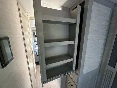 2027 Tiffin Motorhomes Allegro Bay photo 23