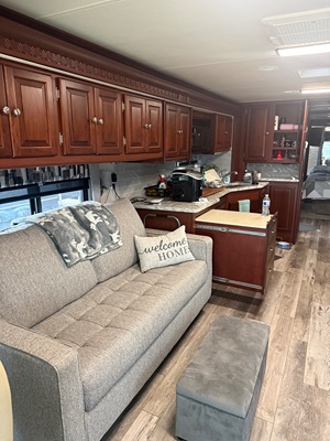 2007 TIFFIN MOTORHOMES PHAETON photo 2