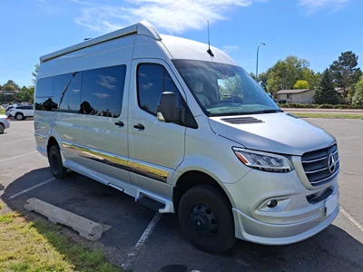 2023 GRECH RV TERRENO-ION AWD photo 3