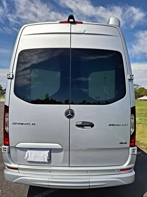 2023 GRECH RV TERRENO-ION AWD photo 6