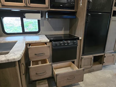 2019 GRAND DESIGN TRANSCEND photo 16