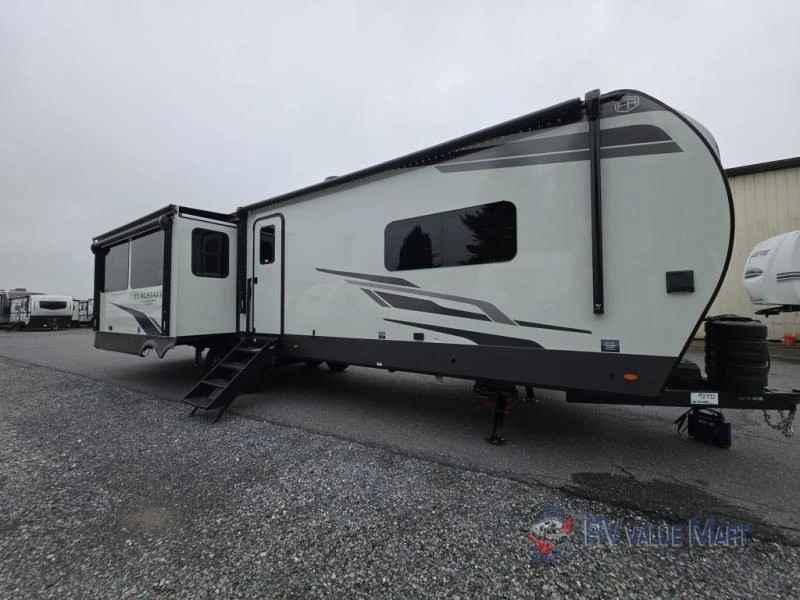 2027 Forest River Flagstaff Classic exterior