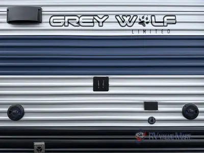 2021 Forest River Cherokee Grey Wolf photo 11