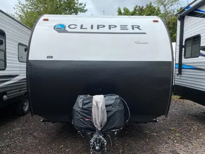 2022 Coachmen Clipper Ultra-Lite photo 2