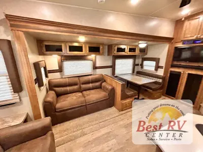 2018 Forest River Rockwood Ultra Lite photo 12