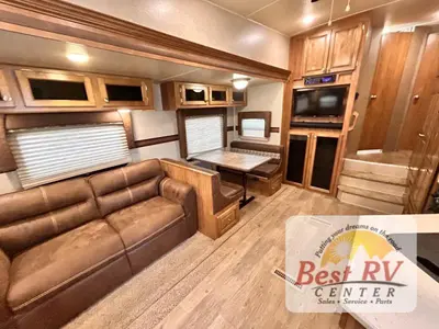 2018 Forest River Rockwood Ultra Lite photo 15