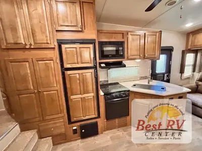 2018 Forest River Rockwood Ultra Lite photo 40