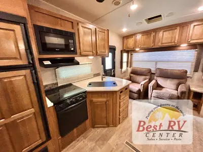 2018 Forest River Rockwood Ultra Lite photo 41