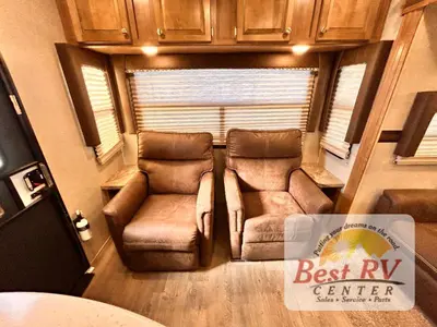 2018 Forest River Rockwood Ultra Lite photo 48