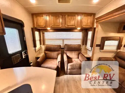 2018 Forest River Rockwood Ultra Lite photo 46