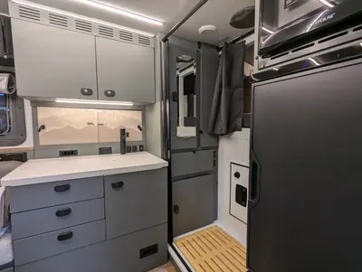 2027 Winnebago Arka photo 33