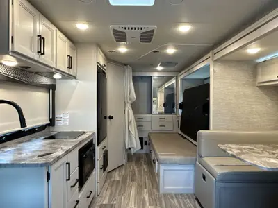 2021 Thor Motor Coach Compass AWD photo 46
