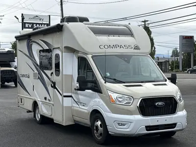 2021 Thor Motor Coach Compass AWD photo 3