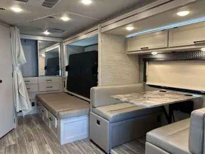 2021 Thor Motor Coach Compass AWD photo 31
