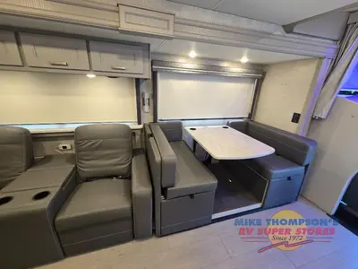 2023 Thor Motor Coach Inception photo 13