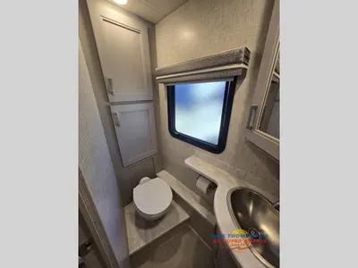 2023 Thor Motor Coach Inception photo 17