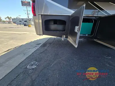 2023 Thor Motor Coach Inception photo 7