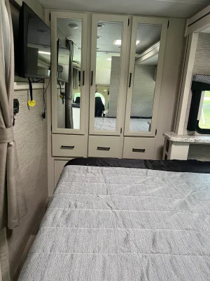2023 THOR MOTOR COACH FREEDOM ELITE photo 4