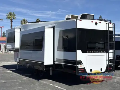 2026 Brinkley Model Z photo 12