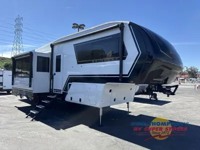 2026 Brinkley Model Z photo 2