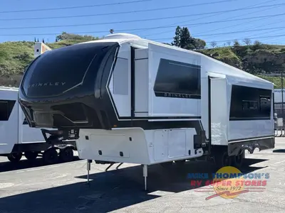 2026 Brinkley Model Z photo 11