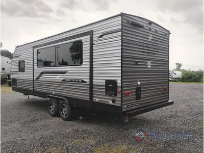 2026 Coachmen Catalina Legacy Edition photo 6