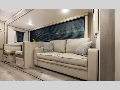 2026 Coachmen Catalina Legacy Edition photo 32