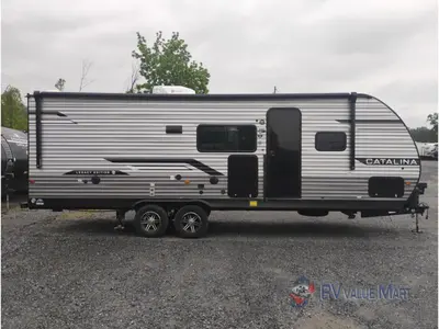 2026 Coachmen Catalina Legacy Edition photo 9