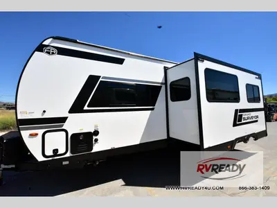 2027 Forest River Grand Surveyor photo 3