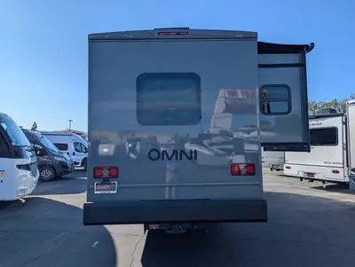 2027 Thor Motor Coach Omni photo 9