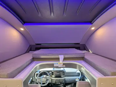 2027 Thor Motor Coach Omni photo 16
