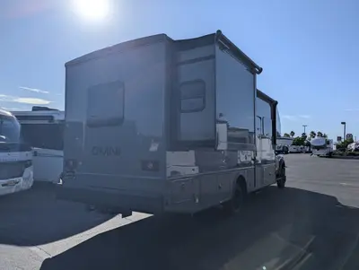 2027 Thor Motor Coach Omni photo 11