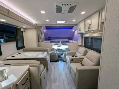 2027 Thor Motor Coach Omni photo 42