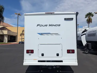 2027 Thor Motor Coach Four Winds photo 7