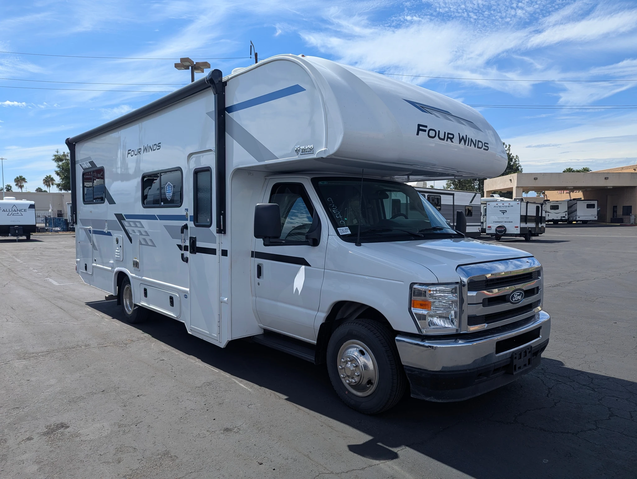 2027 Thor Motor Coach Four Winds exterior