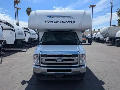 2027 Thor Motor Coach Four Winds photo 4