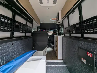 2027 Storyteller Overland Mode photo 12