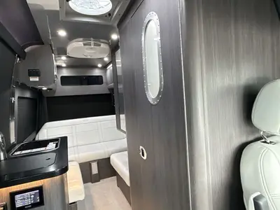 2020 Airstream Interstate photo 30