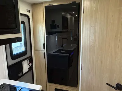 2027 Winnebago Thrive photo 24
