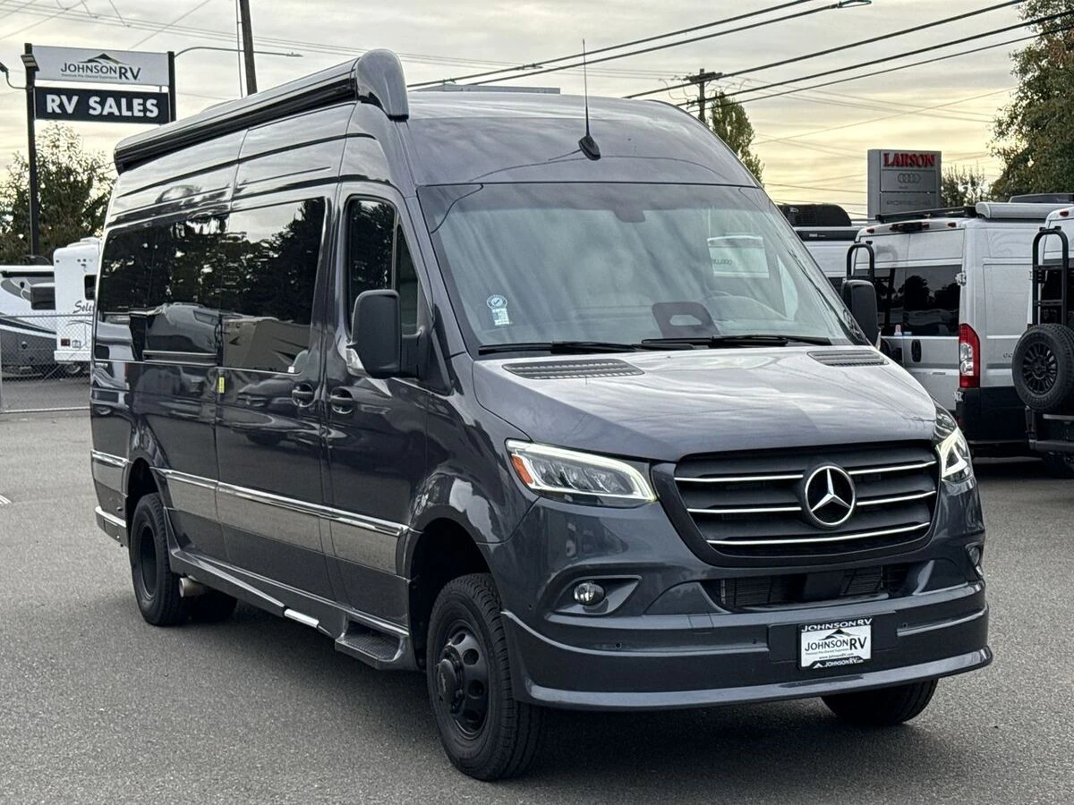 2026 Grech RV Terreno exterior