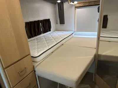 2015 Winnebago Tribute photo 35