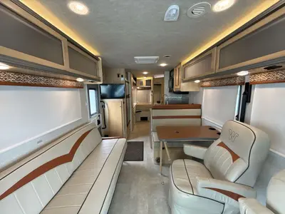 2015 Winnebago Tribute photo 40