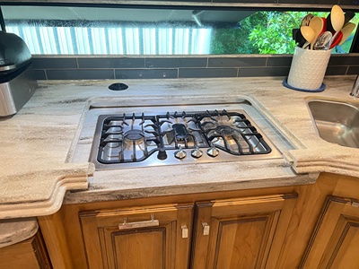 2019 TIFFIN MOTORHOMES PHAETON photo 11