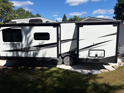 2023 FLAGSTAFF SUPER LITE photo 2
