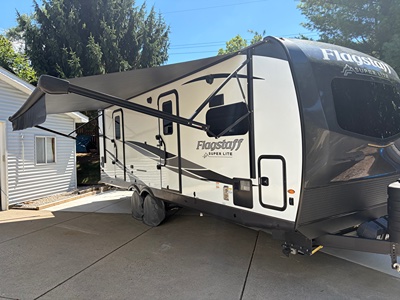 Used 2023 Flagstaff Super Lite 26FKSB