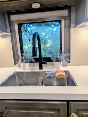 2021 GRAND DESIGN SOLITUDE photo 15