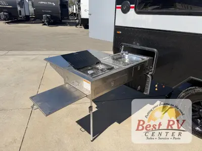 2021 Black Series Black Series Camper photo 4